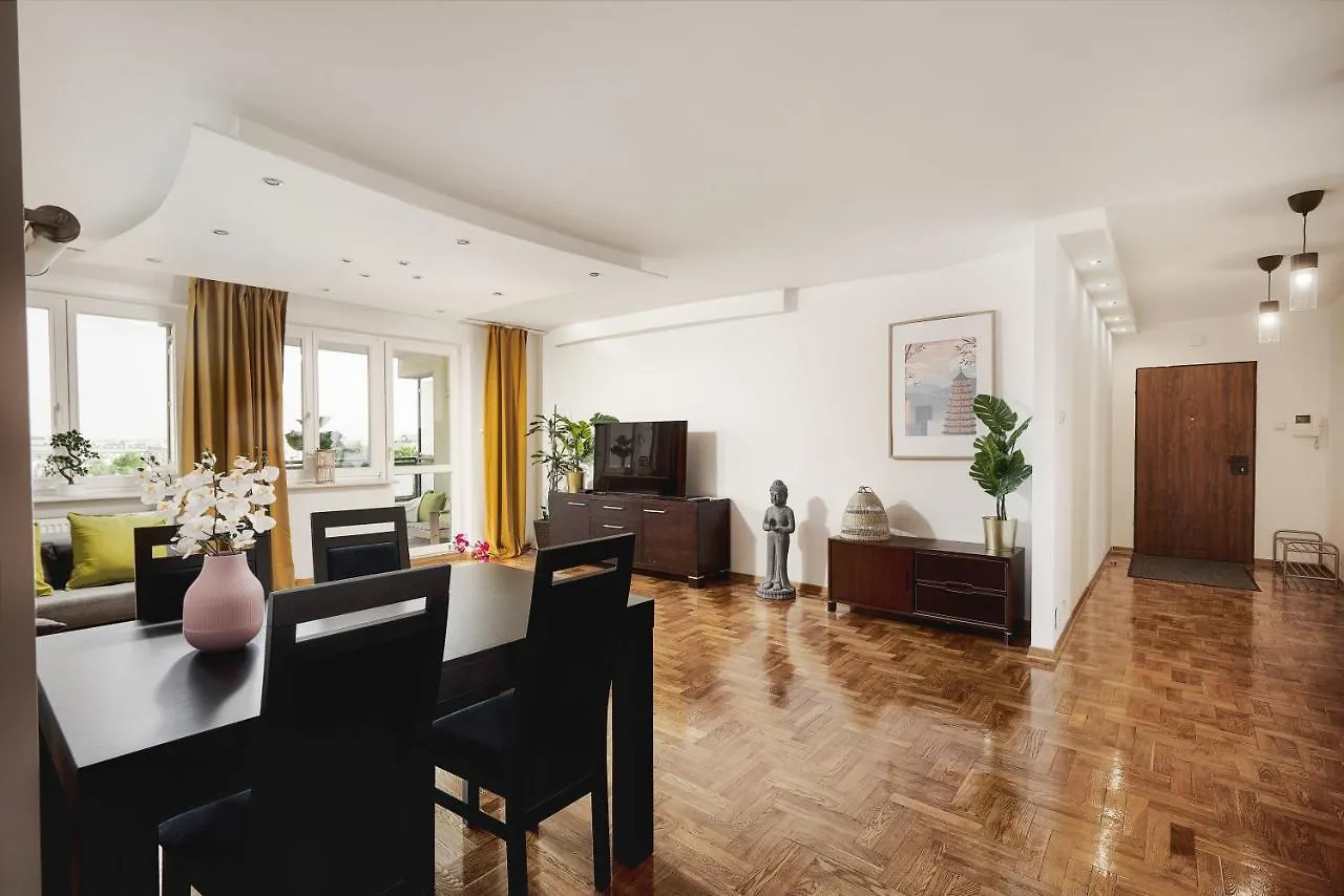 Family Apartment With A Terrace On Aleje Jerozolimskie Warsaw