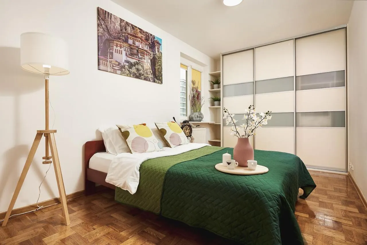 Family Apartment With A Terrace On Aleje Jerozolimskie Warsaw 0*,  Poland