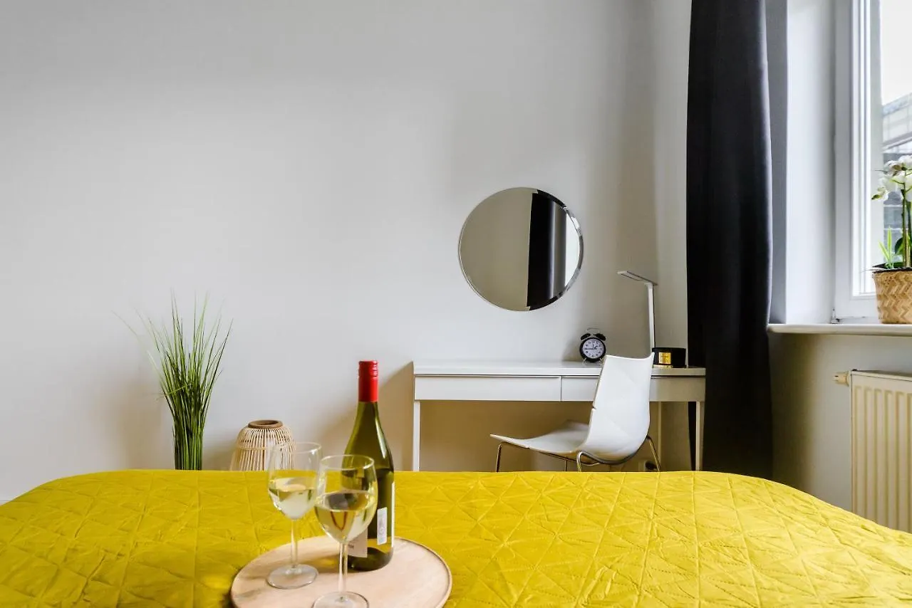 Family Apartment With A Terrace On Aleje Jerozolimskie Warsaw
